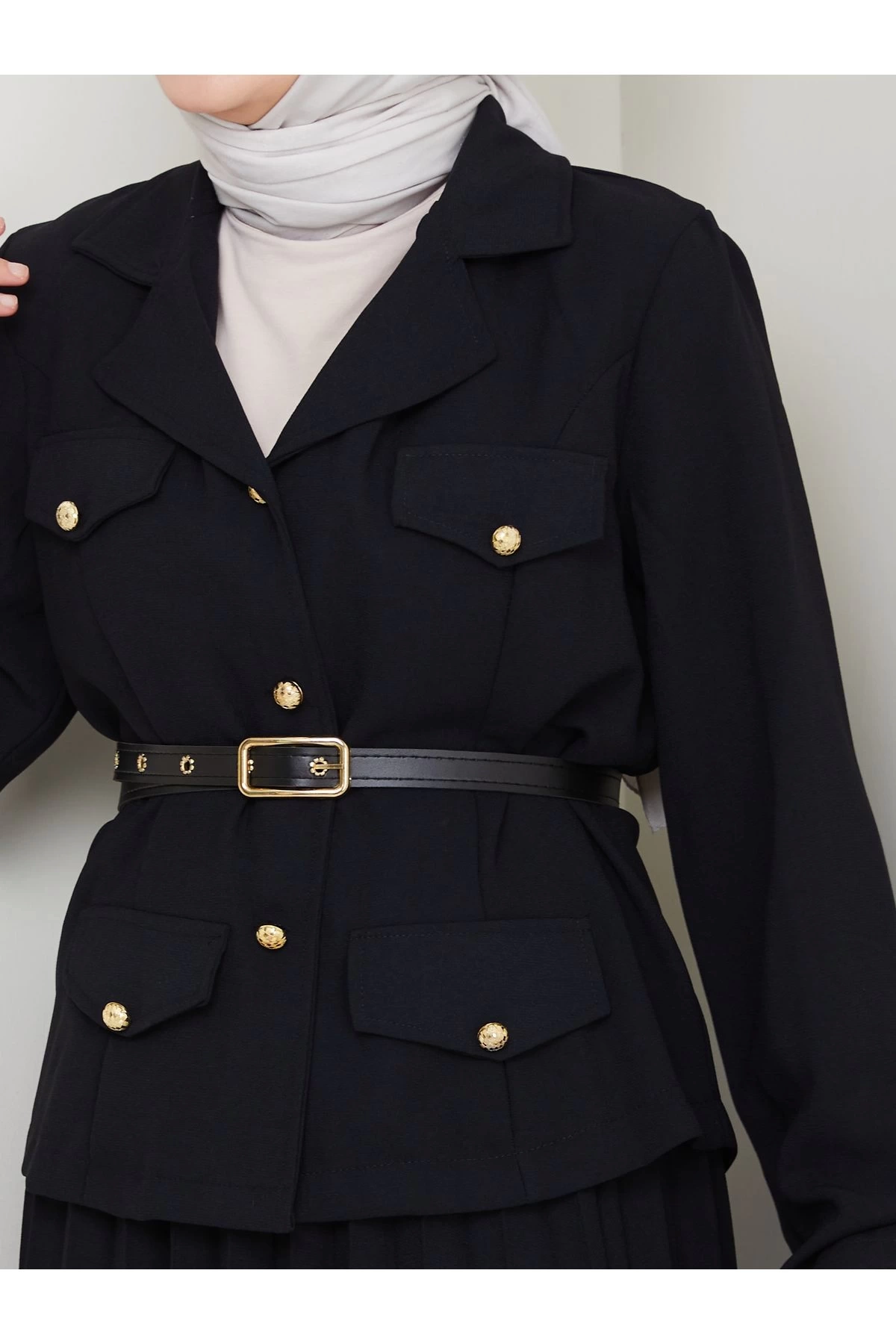 PİLELİ ETEKLI CEKETLI GOLD DÜĞMELİ KEMERLİ BLAZER TESETTÜR TAKIM SİYAH 806