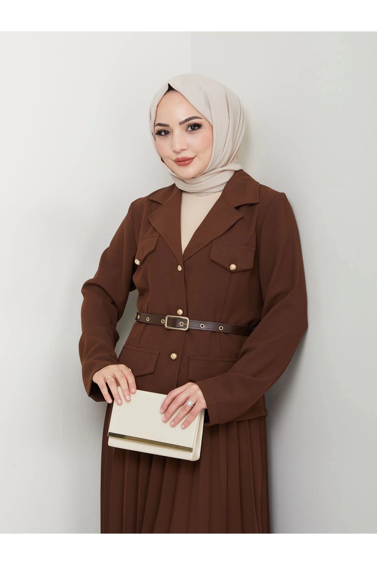 PİLELİ ETEKLI CEKETLI GOLD DÜĞMELİ KEMERLİ BLAZER TESETTÜR TAKIM KAHVE 806