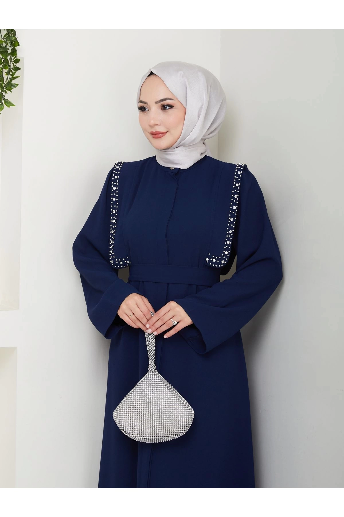 Taşli Abaya Tesettür Giyim Kadin Ferace Elbise Siyah