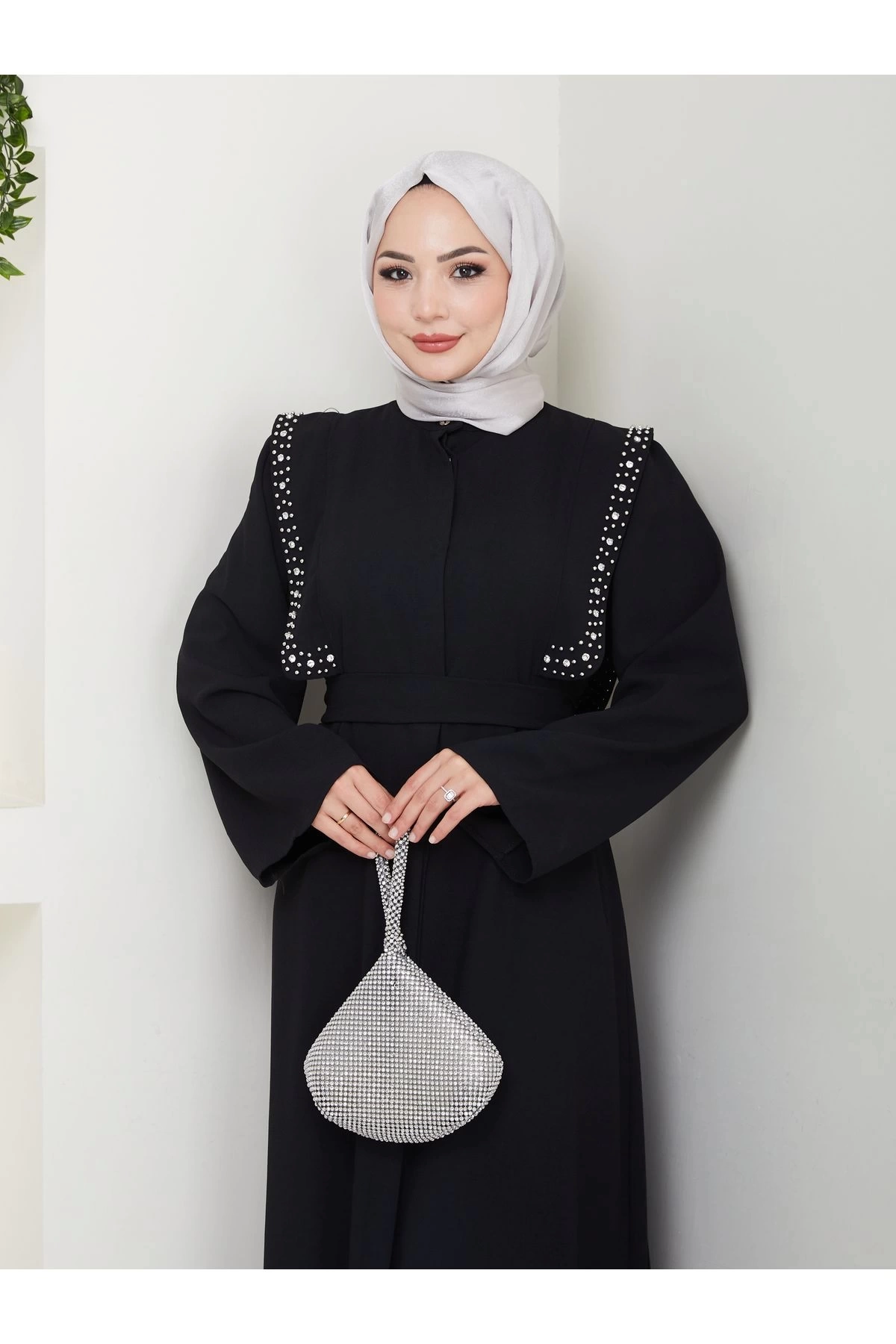 Taşli Abaya Tesettür Giyim Kadin Ferace Elbise Siyah