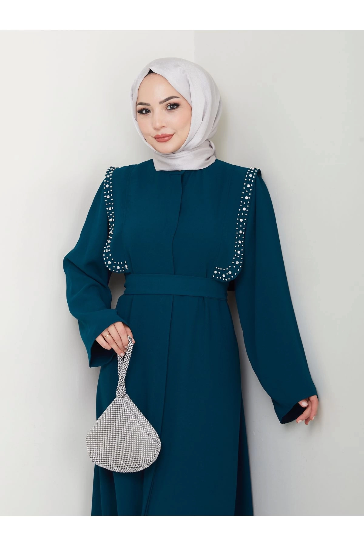 Taşli Abaya Tesettür Giyim Kadin Ferace Elbise Siyah
