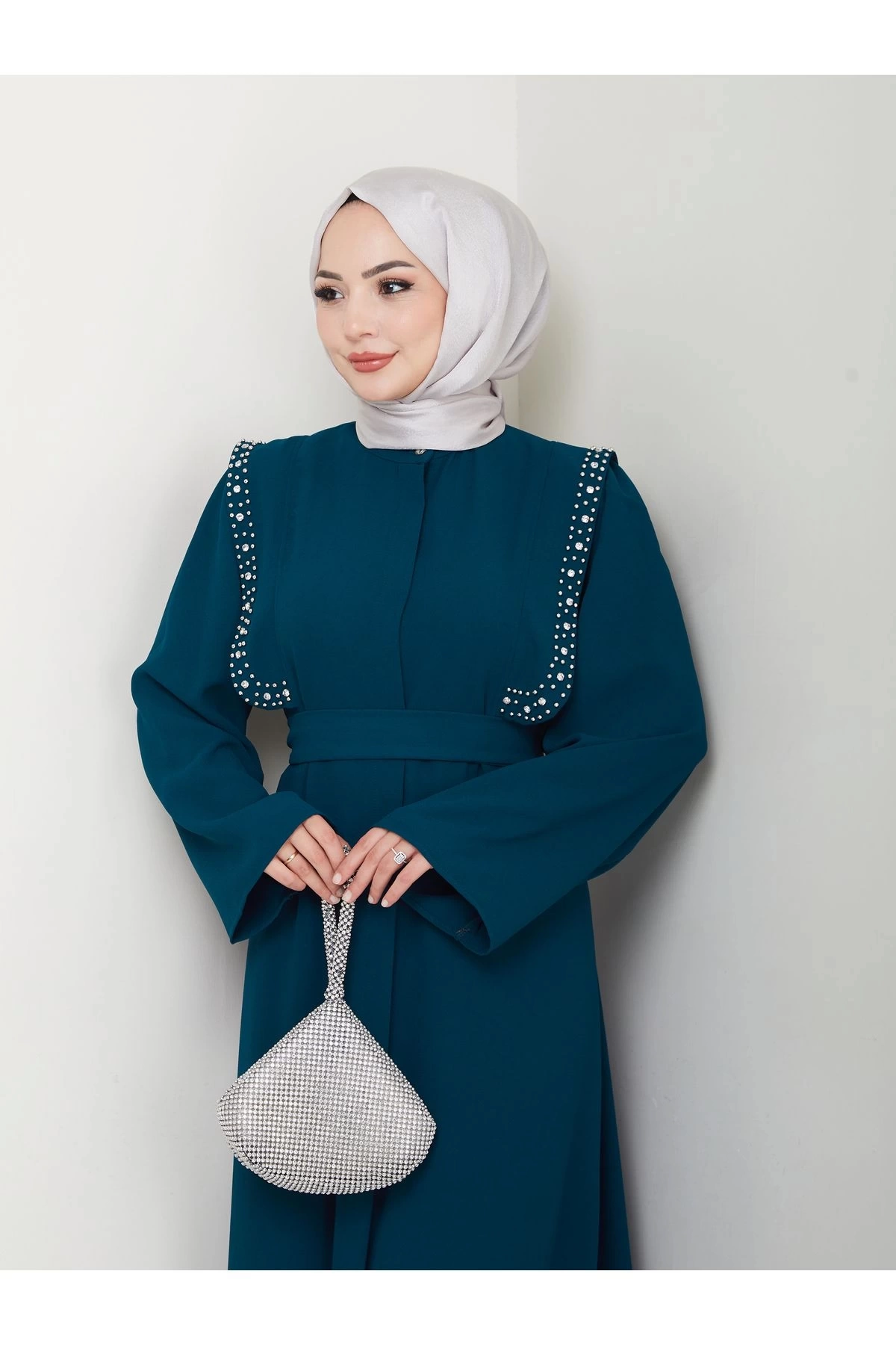 Taşli Abaya Tesettür Giyim Kadin Ferace Elbise Siyah