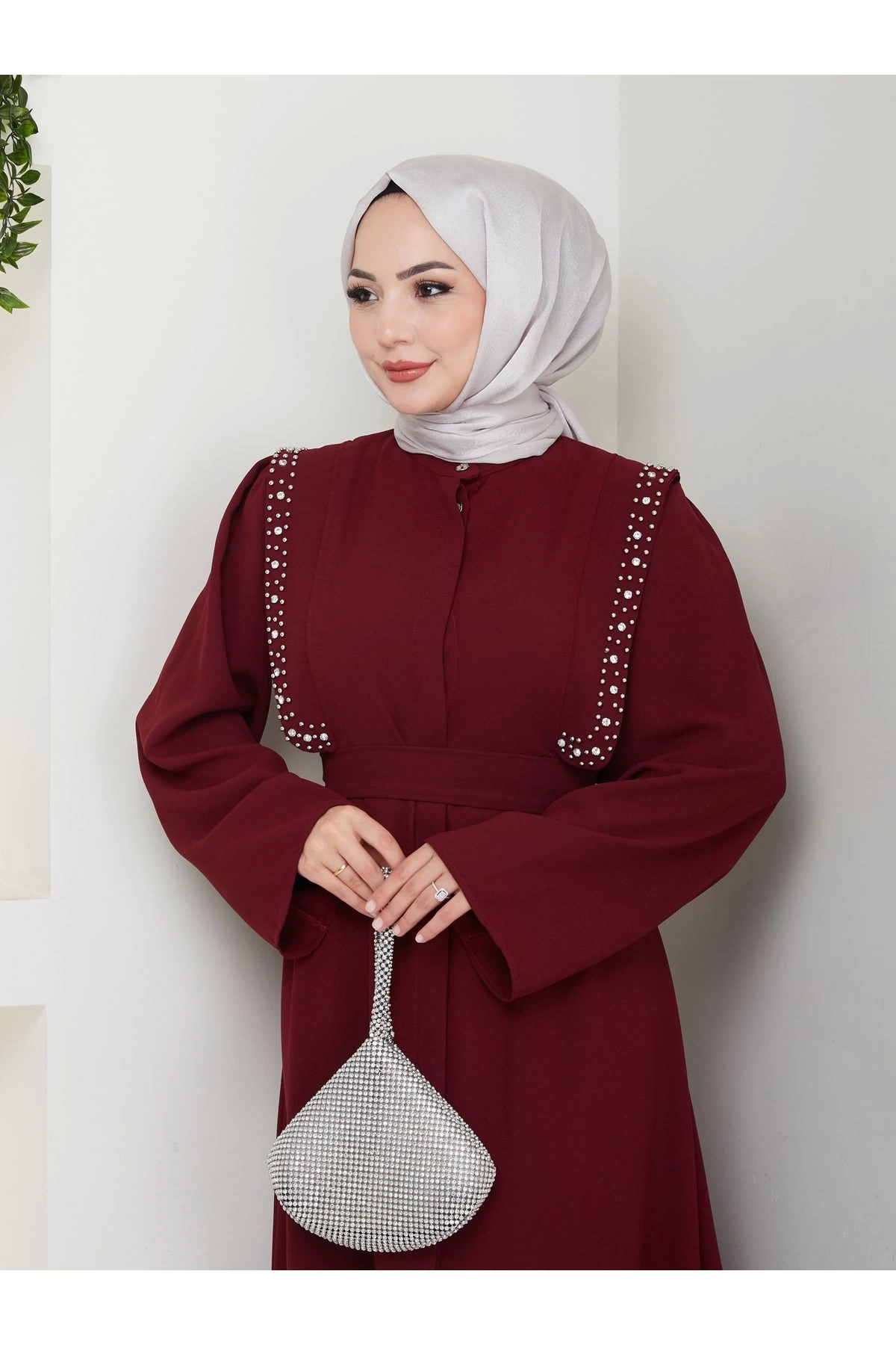 Taşli Abaya Tesettür Giyim Kadin Ferace Elbise Siyah