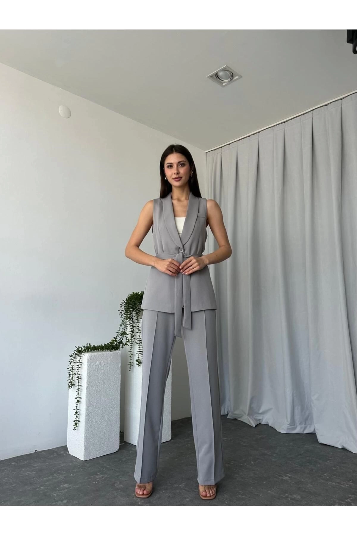 KADIN LEİLA YELEK PANTOLON TAKIM ASTARLİ KUŞAKLI
