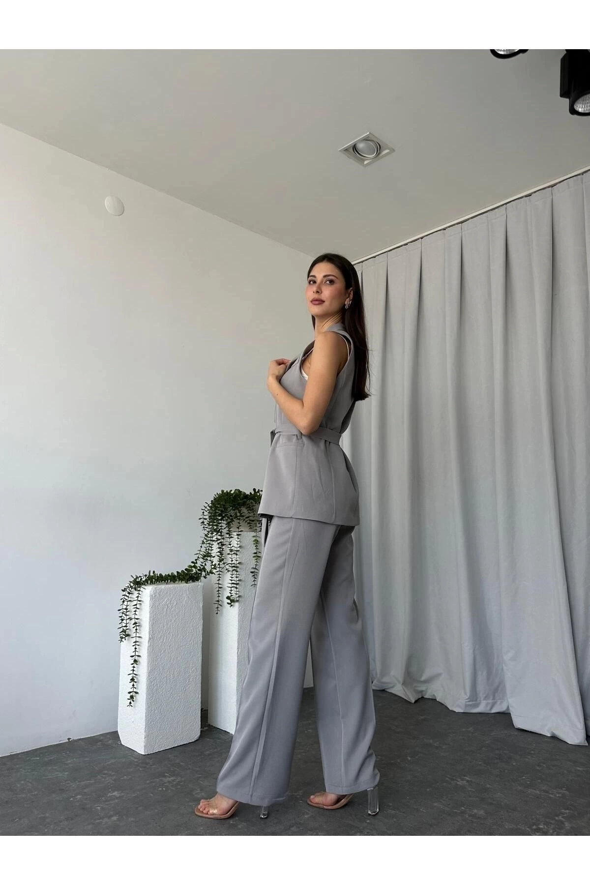 KADIN LEİLA YELEK PANTOLON TAKIM ASTARLİ KUŞAKLI