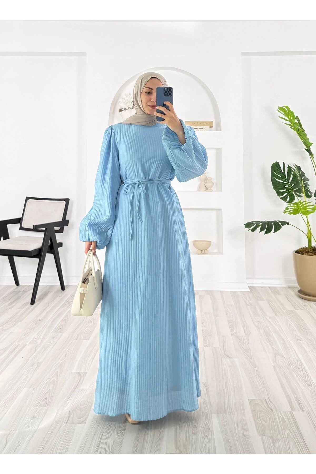 PİLİSELİ VRN POLYESTER KUMAŞ ASTARLI -BALON KOL HAKIM YAKA KEMERLİ ELBİSE
