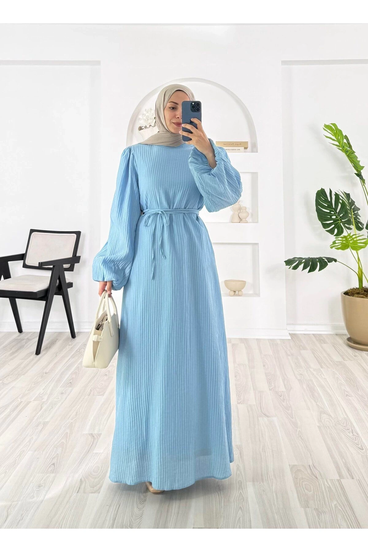 PİLİSELİ VRN POLYESTER KUMAŞ ASTARLI -BALON KOL HAKIM YAKA KEMERLİ ELBİSE