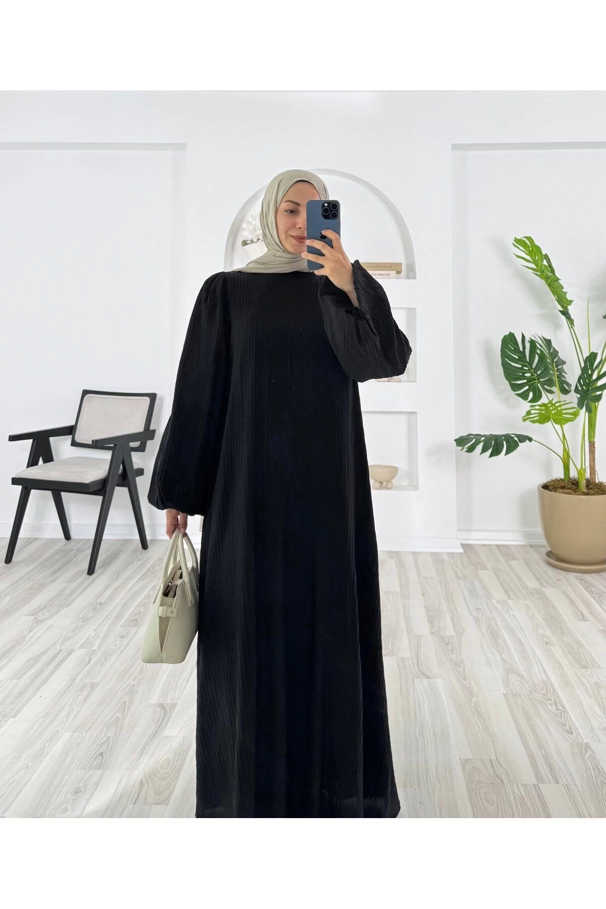 PİLİSELİ VRN POLYESTER KUMAŞ ASTARLI -BALON KOL HAKIM YAKA KEMERLİ ELBİSE