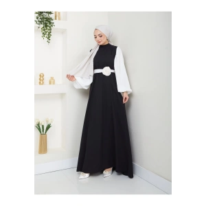 KADIN TESETTÜR KOLU BEYAZ ELBİSE ÇİÇEKLİ TOKA SİYAH ELBİSE
