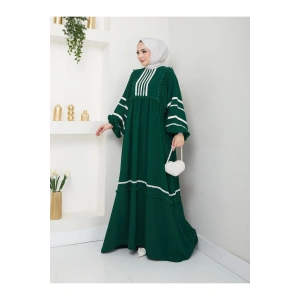 KADIN TESETTÜR DANTELLİ ŞERİT ELBİSE ZÜMRÜT