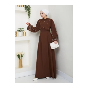 KADIN TESETTÜR NAKİŞLİ ELBİSE BALAMALI