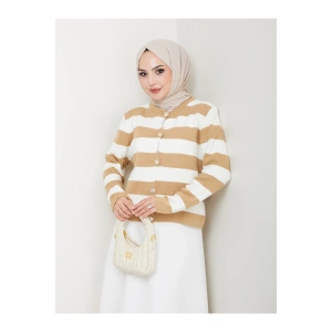 KADIN BEJ KREM ÇİZGİLİ HIRKA GOLD DÜĞMELİ TRİKO HIRKA