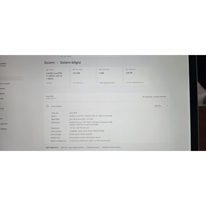 Microsoft Surface Book 3 i7-1065G7 32GB DDR4 2TB SSD 6GB GPU NVIDIA GeForce GTX 1660 Ti with Max-Q Design 15 inc Ekran