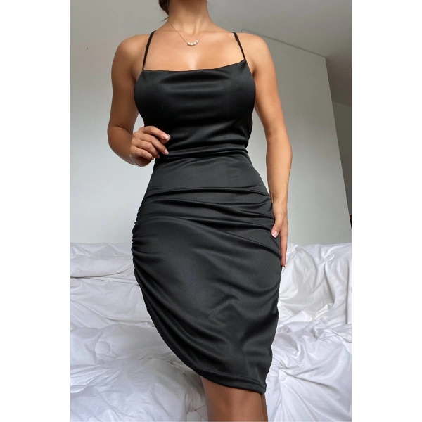 Kadın Siyah Sırt dekolteli Mini Elbise5126