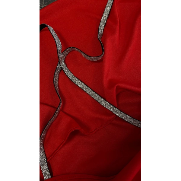 Kırmızı Capraz Askılı Simli Fantezi Elbise