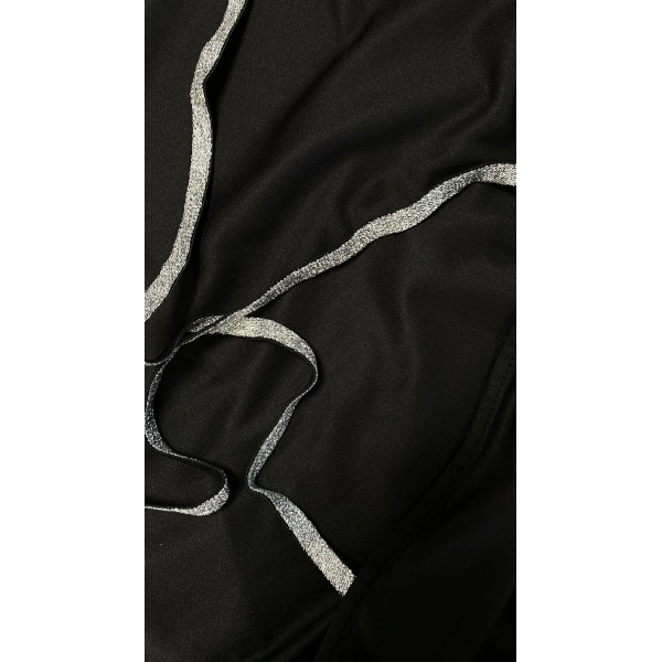 Siyah Dekolte Sim Askılı Fantezi Elbise