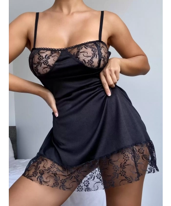 Kadın Üstü ve Altı Dantel Detaylı Gecelik