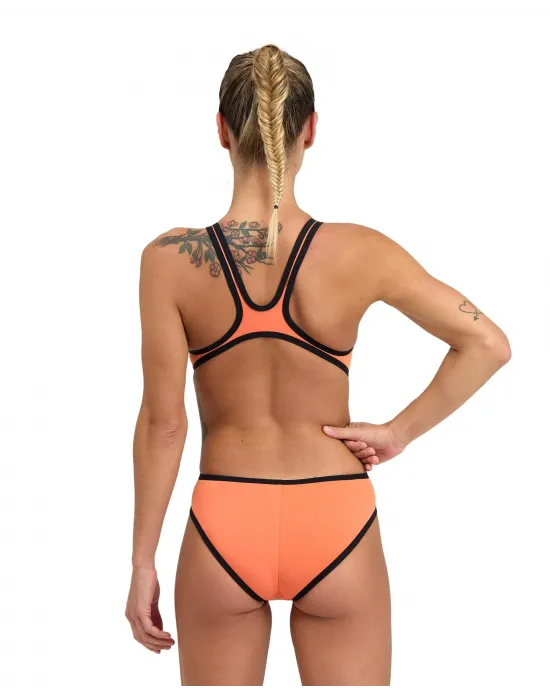 ARENA ONE BIGLOGO KADIN YÜZÜCÜ MAYOSU 001198380