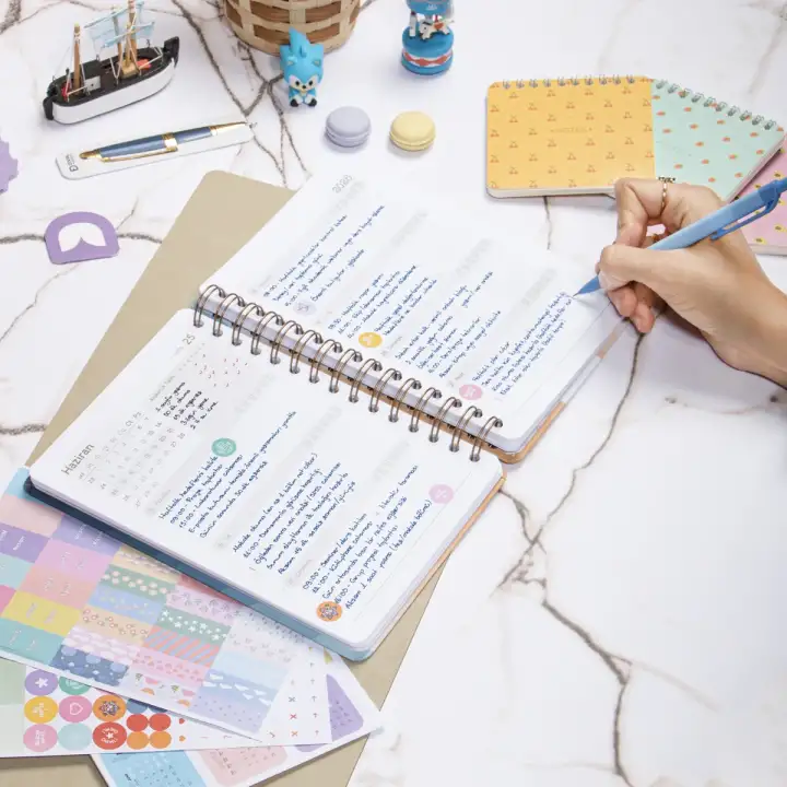 12li Akademik Ajanda Yılbaşı Hediye Seti - 15x21 cm - Kuşe Kapak