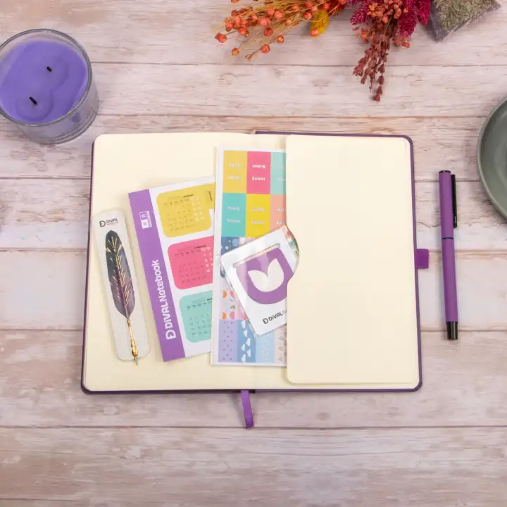 13x21 cm Mor Deri Sert Kapak Noktalı Tarihsiz Dikişli Not Okul Defteri