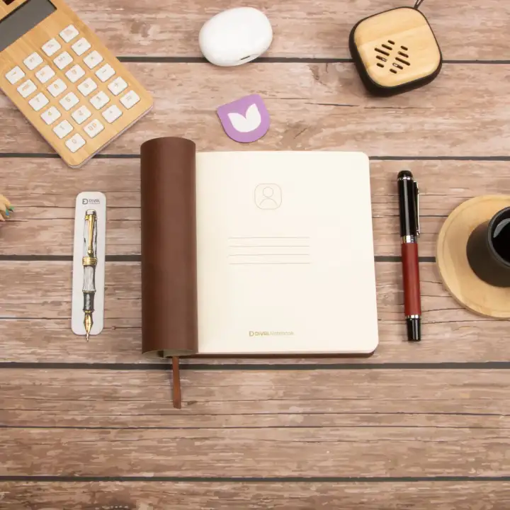 16,5x16,5 cm Krem Yumuşak Deri Kapak Noktalı Tarihsiz Dikişli Not Okul Defteri