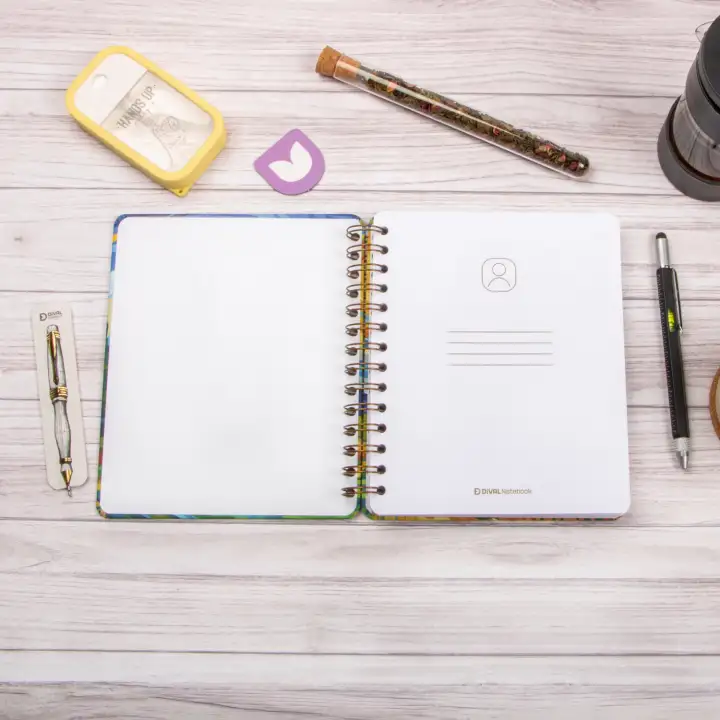 16,5x20 cm Van Gogh Sert Kapak Noktalı Tarihsiz Spiralli Not Okul Defteri