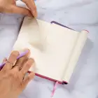 16,5x16,5 cm Mor Yumuşak Deri Kapak Noktalı Tarihsiz Dikişli Not Okul Defteri