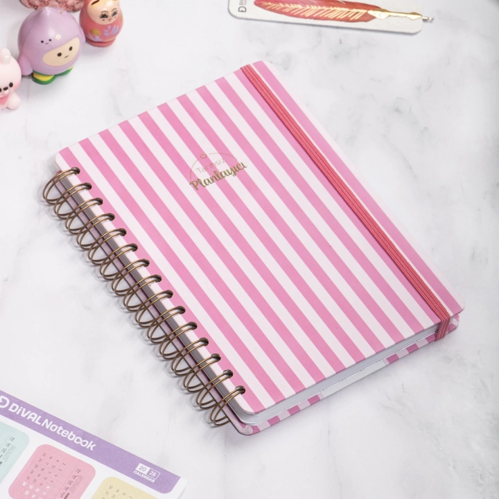 A5 Süresiz Haftalık Planlayıcı Spiralli Kuşe Kapak - Pembe Çizgili