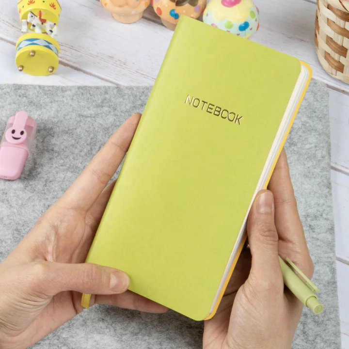 Esnek Kapaklı Kareli Defter 9x18 Fıstık Yeşil Vegan Deri