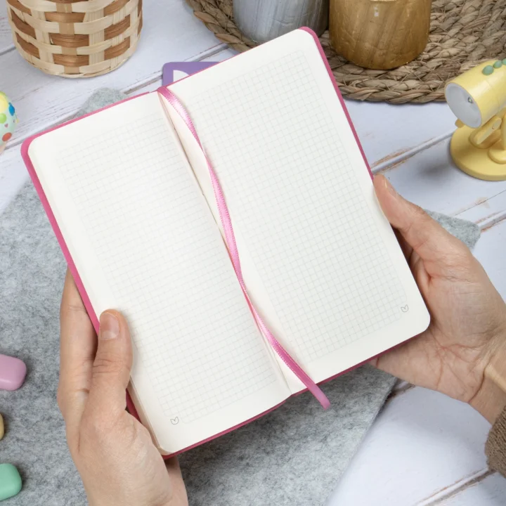 Esnek Kapaklı Kareli Defter 9x18 Mor Vegan Deri