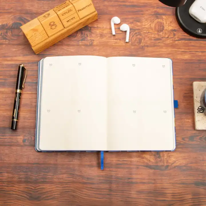 13,5x20 cm Sert Kapak Noktalı Not Okul Defteri - Mozaik