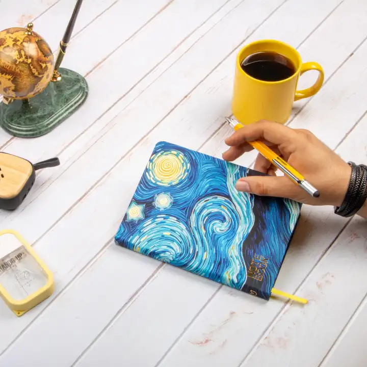 13,5x20 cm Sert Kapak Tarihsiz Not Okul Defteri - Van Gogh