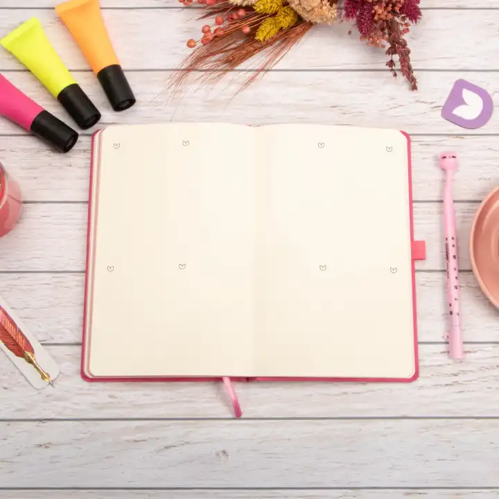 13x21 cm Deri Sert Kapak Noktalı Not Okul Defteri - Pembe