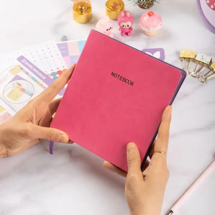 16,5x16,5 cm Yumuşak Vegan Deri Kapak Noktalı Not Okul Defteri - Pembe