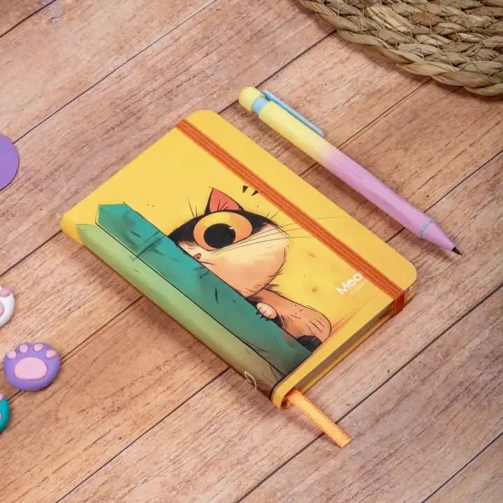 9x14 cm Sert Kapak Çizgili Not Defteri – Tarihsiz Okul Defteri – Meow Kedili 2
