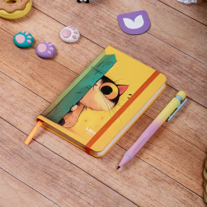 9x14 cm Sert Kapak Çizgili Not Defteri – Tarihsiz Okul Defteri – Meow Kedili 2