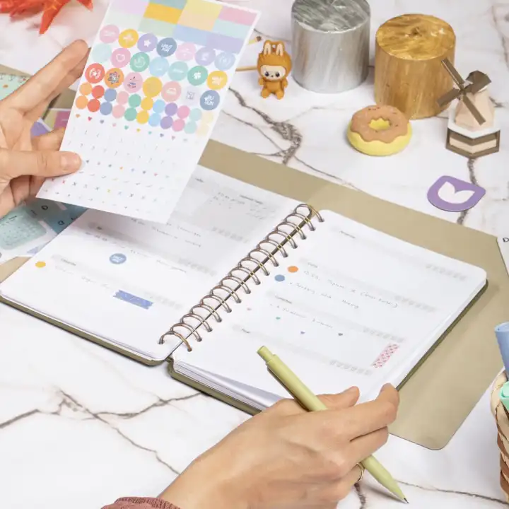 A5 Spiralli Süresiz Haftalık Planlayıcı – Kumaş Kapak Ajanda – Haki