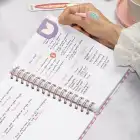 A5 Spiralli Süresiz Haftalık Planlayıcı – Kuşe Sert Kapak Ajanda – Pembe Çizgili