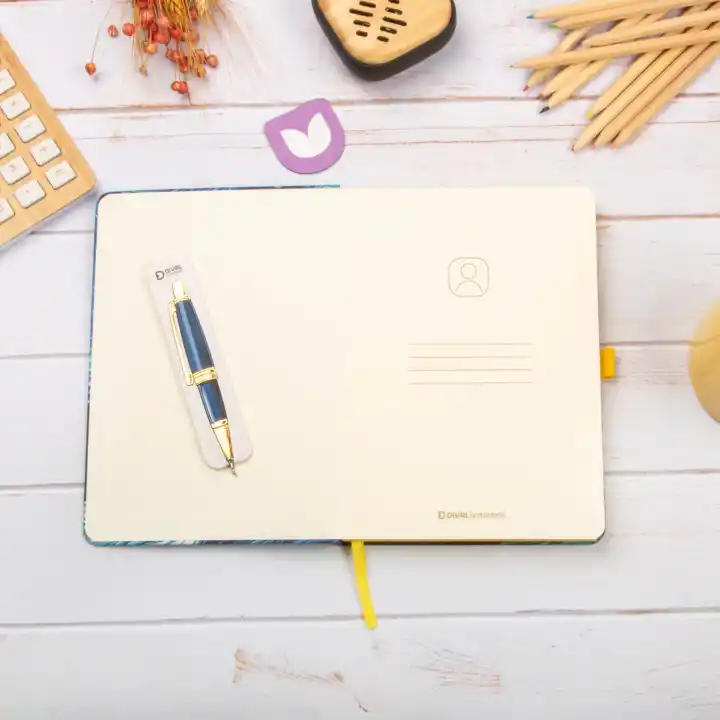 13,5x20 cm Van Gogh Sert Kapak Noktalı Tarihsiz Dikişli Not Okul Defteri