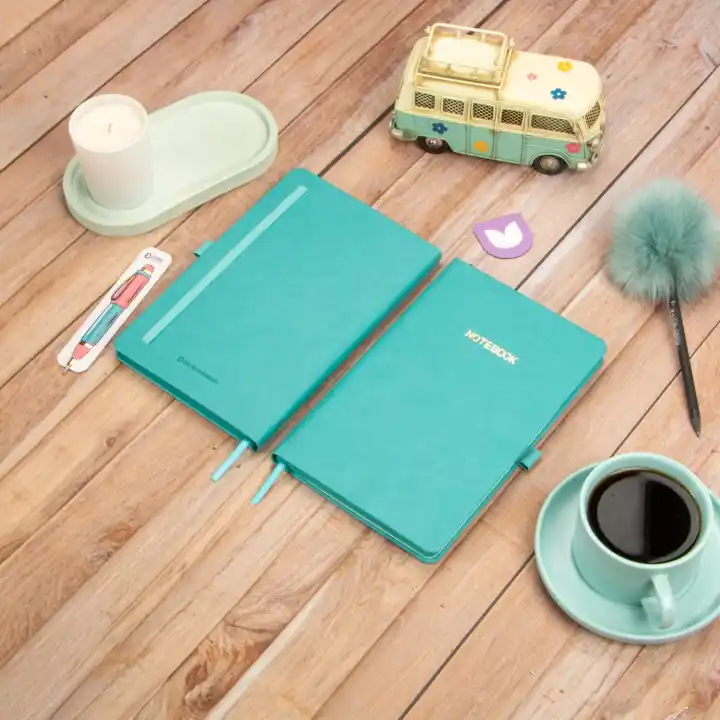 13x21 cm Turkuaz Deri Sert Kapak Noktalı Tarihsiz Dikişli Not Okul Defteri