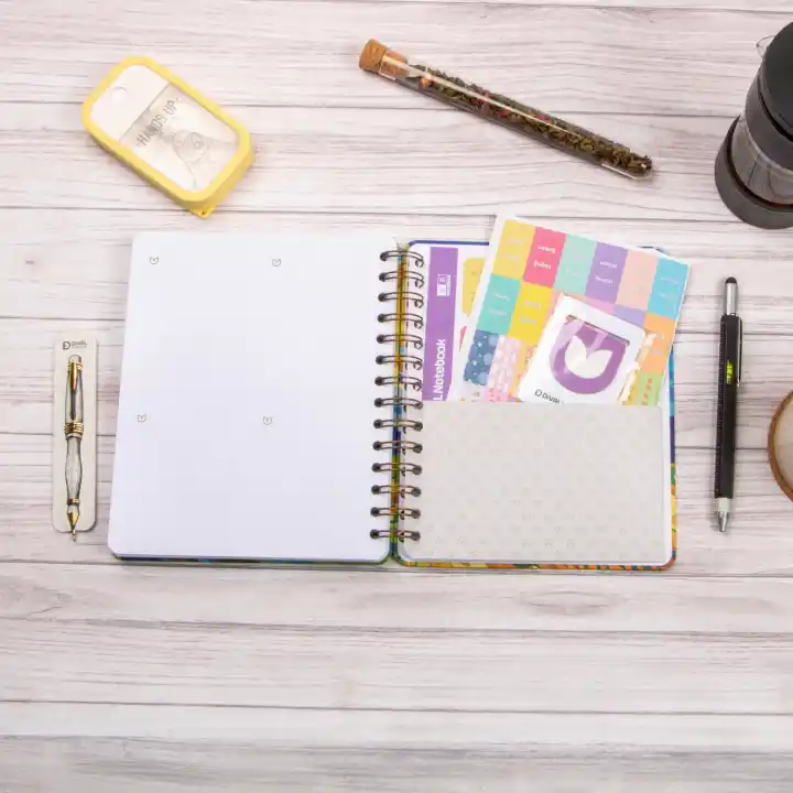 16,5x20 cm Van Gogh Sert Kapak Noktalı Tarihsiz Spiralli Not Okul Defteri