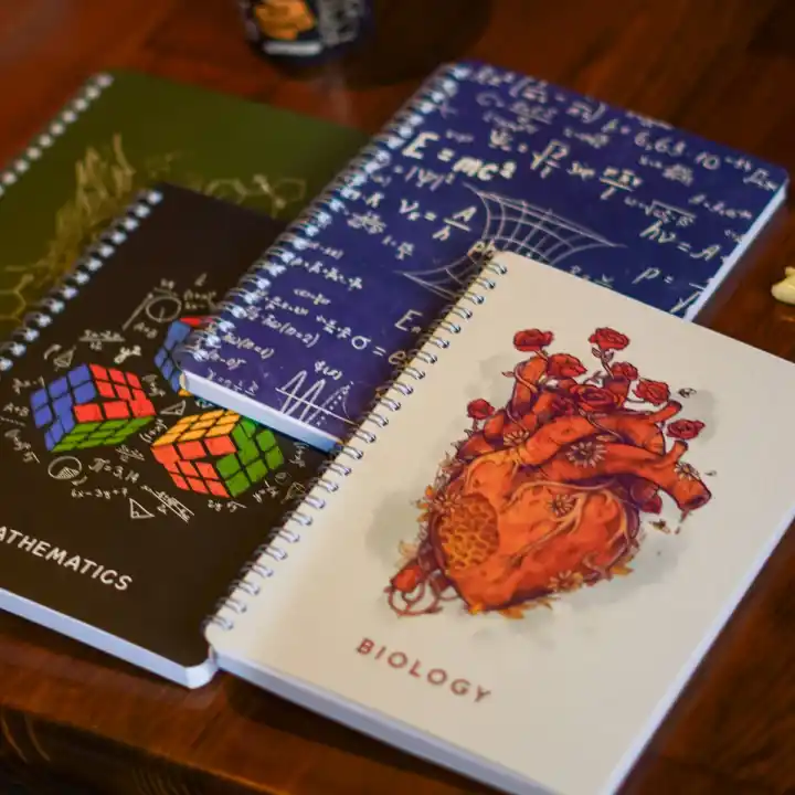 A5 Spiralli Karton Kapak 4lü Set Kareli Ders Programlı Not Okul Defteri - Akademi Serisi