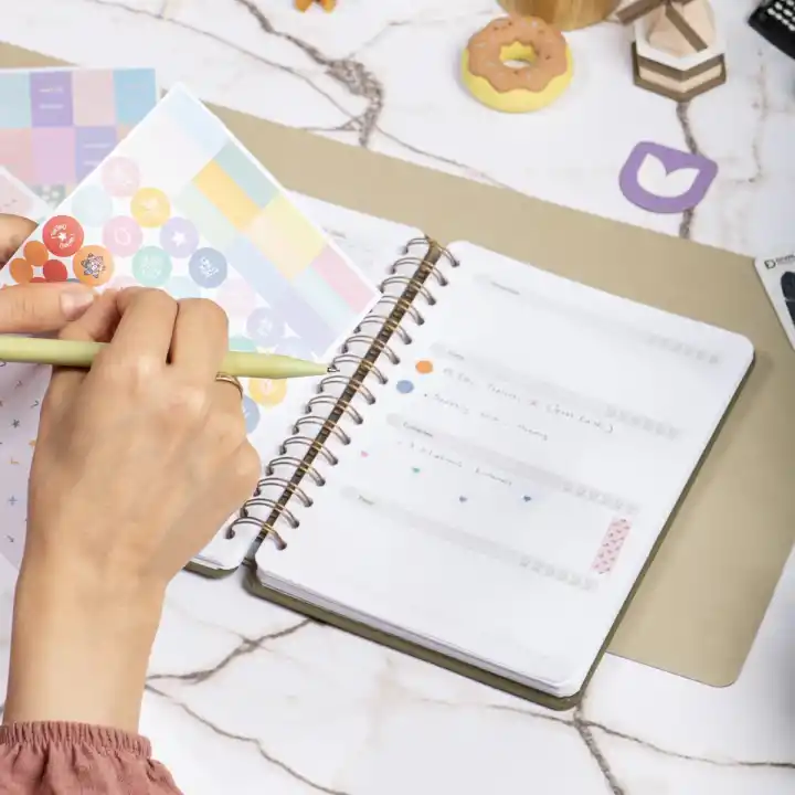 A5 Süresiz Haftalık Planlayıcı Spiralli Kumaş Kapak - Haki