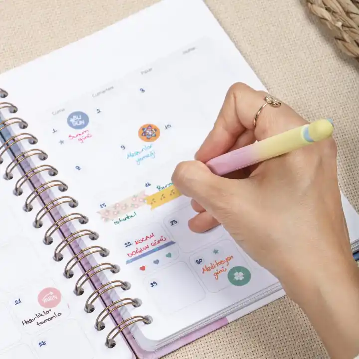 A5 Süresiz Haftalık Planlayıcı Spiralli Kuşe Kapak - Renklerin Dansı