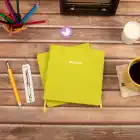 16,5x16,5 cm Fıstık Yeşil Yumuşak Deri Kapak Noktalı Tarihsiz Dikişli Not Okul Defteri