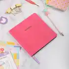 16,5x16,5 cm Pembe Yumuşak Deri Kapak Noktalı Tarihsiz Dikişli Not Okul Defteri