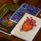 A5 Spiralli Karton Kapak 4lü Set Kareli Ders Programlı Not Okul Defteri - Akademi Serisi