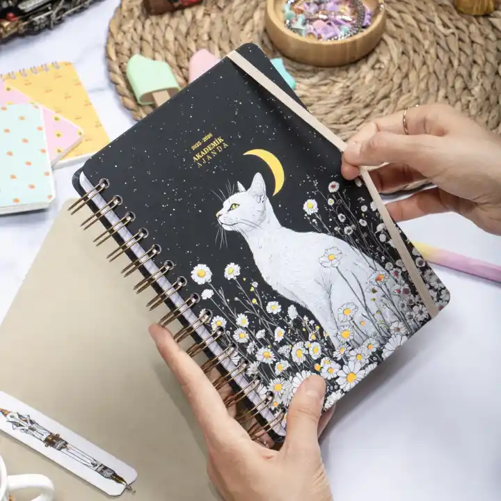 12li Akademik Ajanda Yılbaşı Hediye Seti - 15x21 cm - Kuşe Kapak