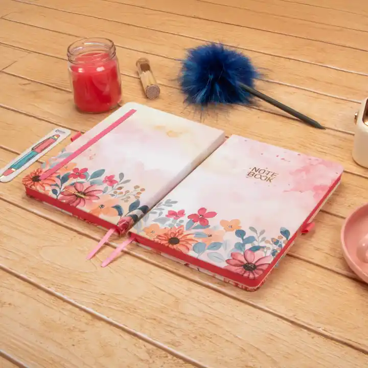 13,5x20 cm Çiçekli Sert Kapak Noktalı Tarihsiz Dikişli Not Okul Defteri