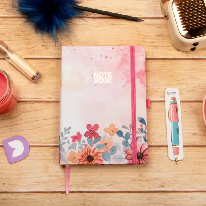 13,5x20 cm Çiçekli Sert Kapak Noktalı Tarihsiz Dikişli Not Okul Defteri